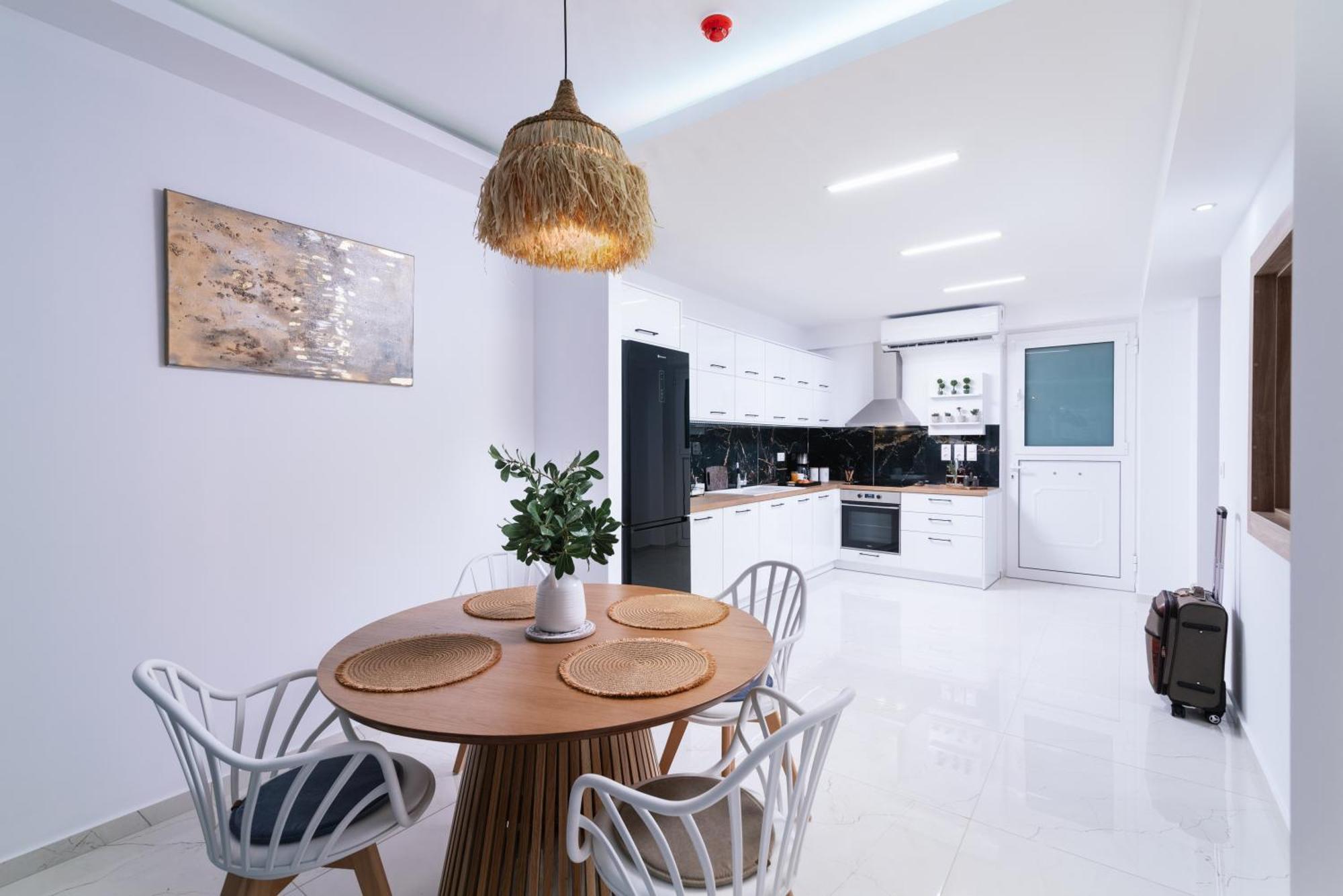 Dream On Apartment Kalamaki  Exterior photo